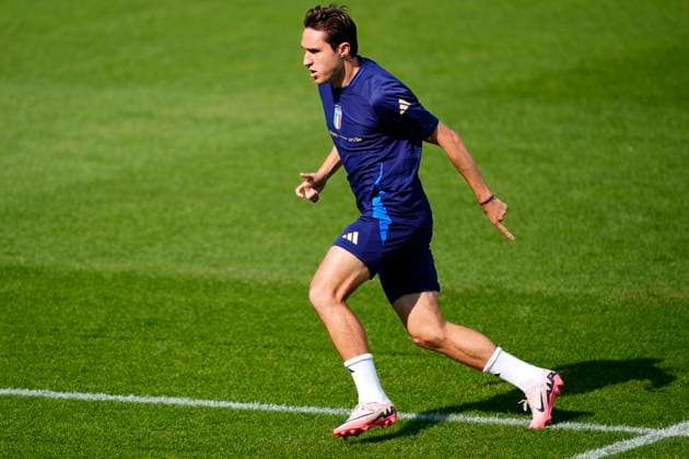 Italy& x2019;s Federico Chiesa during training session at the base camp in Iserlohn on June 26, 2024, UEFA EURO, EM, Europameisterschaft,Fussball 2024, Iserlohn, Germany - - Soccer .  Copyright: xFabioxFerrari LaPressex