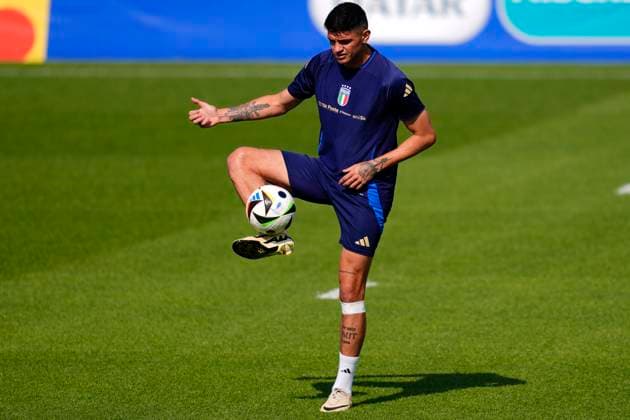 Italy& x2019;s Raoul Bellanova during training session at the base camp in Iserlohn on June 26, 2024, UEFA EURO, EM, Europameisterschaft,Fussball 2024, Iserlohn, Germany - - Soccer .  Copyright: xFabioxFerrari LaPressex