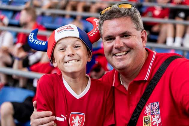 Czechia v Turkey, UEFA EURO, EM, Europameisterschaft,Fussball 2024, Hamburg, Germany Hamburg, Germany. 26th, June 2024. Football fans of Czechia seen on the stands before the UEFA Euro 2024 match in Group F between Czechia and Turkey at Volksparkstadion in Hamburg. Hamburg Germany  Copyright: xGonzalesxPhoto LassexLagonix