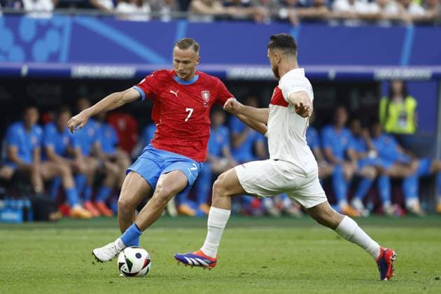 HAMBURG, Volksparkstadium ,26-06-2024 , European Football Championship Euro2024, Group stage match no.36 between Czechia and Turkiye, (L-R) Czechia player Antonin Barak, Turkiye player Salih Ozcan Czechia - Turkiye (Euro2024)  x25605968x Copyright: