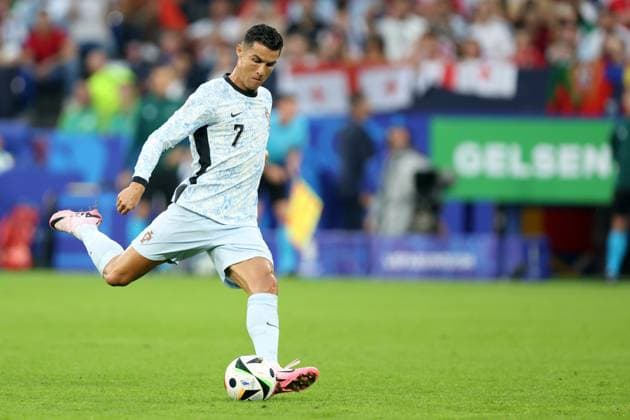 GELSENKIRCHEN 26.06.2024 MECZ III RUNDA GRUPA F MISTRZOSTW EUROPY 2024: GRUZJA - PORTUGALIA --- THIRD ROUND GROUP F UEFA EURO, EM, Europameisterschaft,Fussball 2024 MATCH: GEORGIA - PORTUGAL CRISTIANO RONALDO FOT. PIOTR KUCZA FOTOPYK NEWSPIX.PL --- Newspix.pl  240626PYK0023