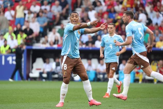 Germany - UEFA EURO, EM, Europameisterschaft,Fussball 2024 - Ukraine vs Belgium - 26 06 2024 GERMANY, STUTTGART, JUNE 26. Youri Tielemans of Belgium reacts during the UEFA EURO 2024 group E stage match between Ukraine and Belgium. On June 26, 2024 at Stuttgart Arena in Stuttgart, Germany. Photo by Manuel Blondeau AOP.Press Stuttgart Stuttgart Arena Germany Copyright: x ManuelxBlondeau AOP.Pressx AOP20240626 0031