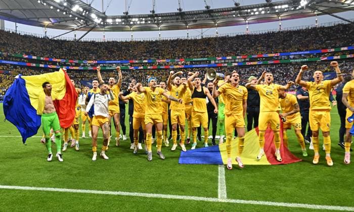 Romanian footballers Florin NiÈÄƒ, Dennis Man, Radu DrÄƒguÈ™È™in, Marius Marin, Andrei RaÈ iu, George PuÅücaÅü, IonuÅ£ Nedelcearu, Ianis Hagi, Daniel Birligea and Adrian Rus enjoy after the UEFA EURO 2024 football match between Slovakia and Romania at the Frankfurt Arena in Frankfurt, Wednesday, June 26, 2024 Frankfurt Copyright: xRazvanxPasarica SPORTxPICTURESx