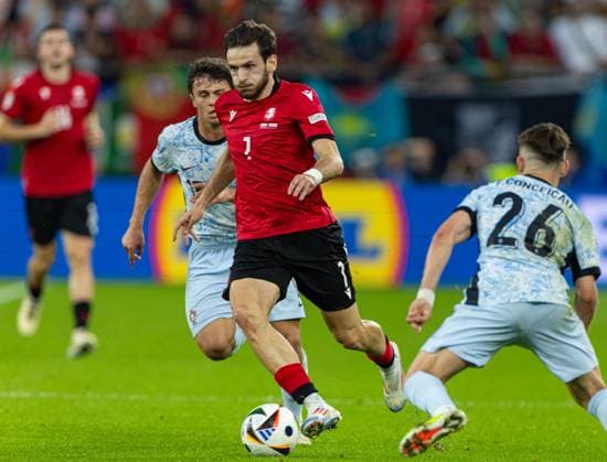 Football - UEFA EURO, EM, Europameisterschaft,Fussball 2024 - Group F - Georgia v Portugal GELSENKIRCHEN, GERMANY - Wednesday, June 26, 2024: Georgia s Khvicha Kvaratskhelia during the UEFA Euro 2024 Group F match between Georgia and Portugal at the Arena AufSchalke. (Photo by David Rawcliffe Propaganda) GELSENKIRCHEN Arena AufSchalke NORTH RHINE-WESTPHALIA GERMANY  Copyright: xDavidxRawcliffex P2024-06-26-Georgia_Portugal-84