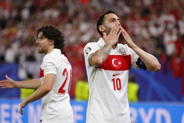 HAMBURG, Volksparkstadium ,26-06-2024 , European Football Championship Euro2024, Group stage match no.36 between Czechia and Turkiye, Turkiye player Hakan Calhanoglu celebrating his goal 0-1 Czechia - Turkiye (Euro2024)  x25606877x Copyright: