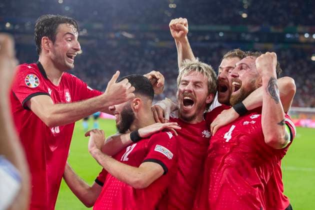 UEFA EURO, EM, Europameisterschaft,Fussball 2024: Georgien - Portugal; 26.06.2024 Jubel nach Schlusspfiff bei den Georgiern. UEFA EURO 2024: Georgien - Portugal; Arena AufSchalke, Gelsenkirchen, am 26.06.2024 Copyright: xBEAUTIFULxSPORTS Meuselx