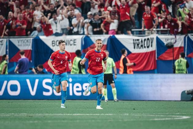 Fußball Herren UEFA-Fußball-Europameisterschaft 2024 Gruppe F Tschechien vs. Türkei 26.06.2024 Tomas Soucek ( 22, Tschechien) jubelt nach seinem Tor Berlin Olympiastadion Berlin Deutschland