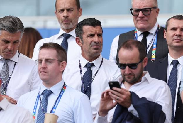 26.06.2024, Fussball Europameisterschaft, UEFA EURO, EM, Europameisterschaft,Fussball 2024, Slowakei - Rumänien, Gruppe E, Arena Frankfurt, v.l., Luis Figo Copyright: HMBxMedia