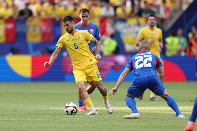 26.06.2024, Fussball Europameisterschaft, UEFA EURO, EM, Europameisterschaft,Fussball 2024, Slowakei - Rumänien, Gruppe E, Arena Frankfurt, v.l., Marius-Mihai Marin (Rumänien) Copyright: HMBxMedia