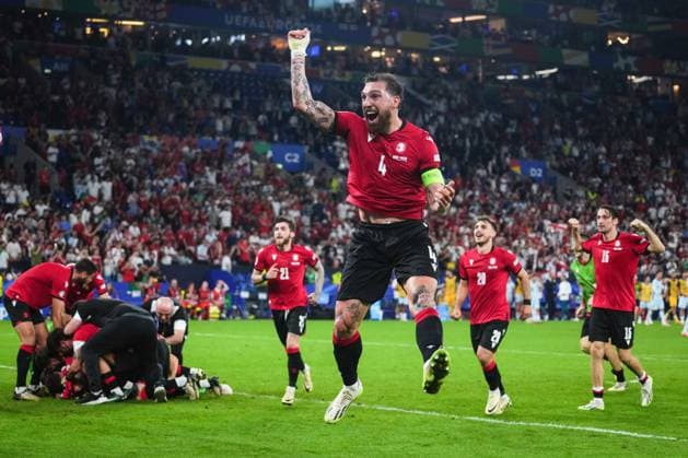 Sport Bilder des Tages GER: Georgia v Portugal. UEFA EURO, EM, Europameisterschaft,Fussball 2024 Georgia players celebrating at full time during the UEFA Euro 2024 match between Georgia and Portugal, Group F, date 3, played at Veltins-Arena stadium on June 26, 2024 in Gelsenkirchen, Germany. kpng Copyright: xSergioxRuizx xPRESSINPHOTOx PS_240626_GEO_POR_056