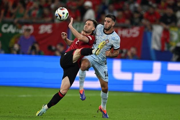 Otar Kakabadze (Georgia)Goncalo Inacio (Portugal) during the UEFA EURO, EM, Europameisterschaft,Fussball Germany 2024 match between Georgia 2-0 Portugal at Arena AufSchalke on June 26, 2024 in Gelsenkirchen, Germany. Noxthirdxpartyxsales  (257799240)