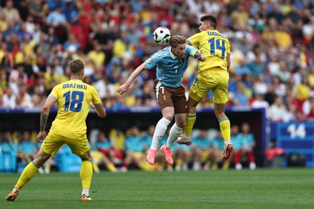 Kevin De Bruyne (Belgium)Heorhiy Sudakov (Ukraine) during the UEFA EURO, EM, Europameisterschaft,Fussball Germany 2024 match between Ukraine 0-0 Belgium at Stuttgart Arena on June 26, 2024 in Stuttgart, Germany. Noxthirdxpartyxsales  (257800097)