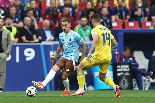 Leandro Trossard (Belgium)Heorhiy Sudakov (Ukraine) during the UEFA EURO, EM, Europameisterschaft,Fussball Germany 2024 match between Ukraine 0-0 Belgium at Stuttgart Arena on June 26, 2024 in Stuttgart, Germany. Noxthirdxpartyxsales  (257800135)