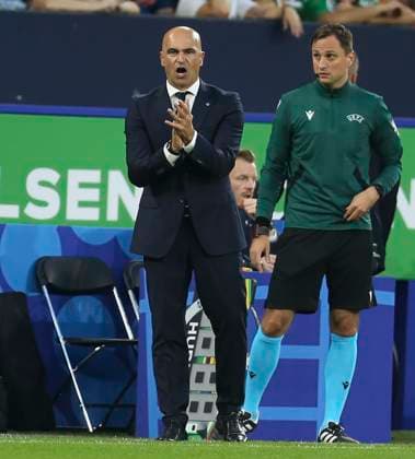 Football - 2024 UEFA European Championship, EM, Europameisterschaft Finals - Group F - Gerogia vs Portugal - Arena AufSchalke, Gelsenkirchen - Wednesday 26th Junes 2024 Portugal manager Roberto Martinez reacts during the game 