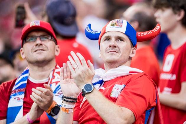 Czechia v Turkey, UEFA EURO, EM, Europameisterschaft,Fussball 2024, Hamburg, Germany Hamburg, Germany. 26th, June 2024. Football fans of Czechia seen on the stands during the UEFA Euro 2024 match in Group F between Czechia and Turkey at Volksparkstadion in Hamburg. Hamburg Germany  Copyright: xGonzalesxPhoto LassexLagonix