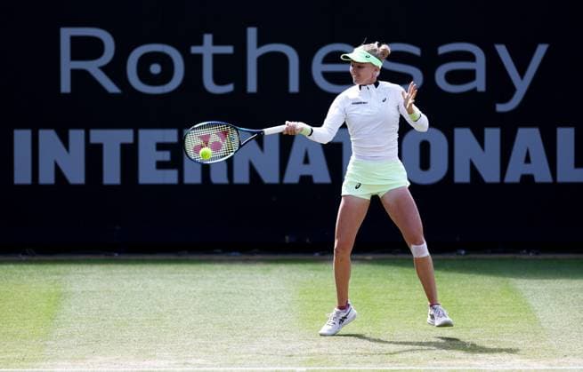 Sport Bilder des Tages Harriet Dart of Great Britain in action during their Quarter Final match. Rothesay International Eastbourne, Day 5, Tennis, Devonshire Park, Eastbourne, UK - 27 June 2024  Copyright: xJamesxMarsh Shutterstockx 14555505r