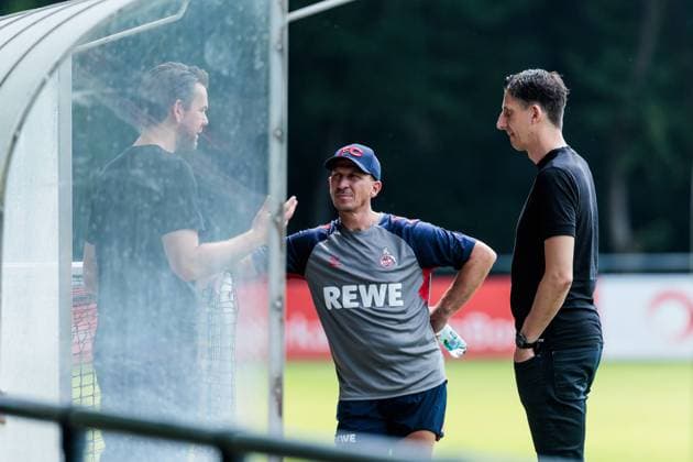 Training 1. FC Köln; 27.06.2024 Thomas Kessler (1. FC Köln Leiter der Lizenzspielerabteilung), Gerhard Struber (Trainer 1. FC Köln), Dr. Christian Keller (Geschäftsführer 1. FC Köln) Training 1. FC Köln; Geissbockheim Platz 7, 27.06.2024 *** Training 1 FC Köln 27 06 2024 Thomas Kessler 1 FC Köln Head of Licensed Players Department , Gerhard Struber Trainer 1 FC Köln , Dr Christian Keller Managing Director 1 FC Köln Training 1 FC Köln Geissbockheim Platz 7, 27 06 2024 Copyright: xBEAUTIFULxSPORTS Wunderlx