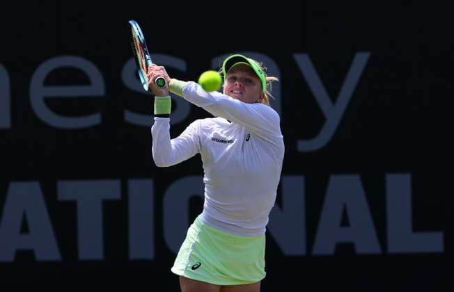 27th June 2024; Devonshire Park, Eastbourne, East Sussex, England: Rothesay International Eastbourne, Day 4, Harriet Dart (GBR) plays a backhand against Leylah Fernandez (CAN) womens singles quarter-final  ActionPlus12660972 HongboxChen