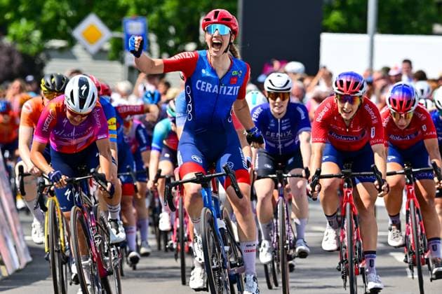 Sport Themen der Woche KW26 Sport Bilder des Tages Martina FIDANZA 36. Internationale LOTTO Thüringen Ladies Tour 2024 Martina FIDANZA (Italien CERATIZIT-WNT Pro Cycling Team) gewinnt 3. Etappe rund um Erfurt (144.6km) 36. Internationale LOTTO Thüringen Ladies Tour 2024 (2.Pro) am 27.06.2024 *** Martina FIDANZA 36 International LOTTO Thüringen Ladies Tour 2024 Martina FIDANZA Italy CERATIZIT WNT Pro Cycling Team wins 3 stage around Erfurt 144 6km 36 International LOTTO Thüringen Ladies Tour 2024 2 Pro on 27 06 2024