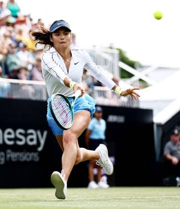 Emma Raducanu of Great Britain during their Quarter Final match. Rothesay International Eastbourne, Day 5, Tennis, Devonshire Park, Eastbourne, UK - 27 June 2024  Copyright: xJamesxMarsh Shutterstockx 14555505bk