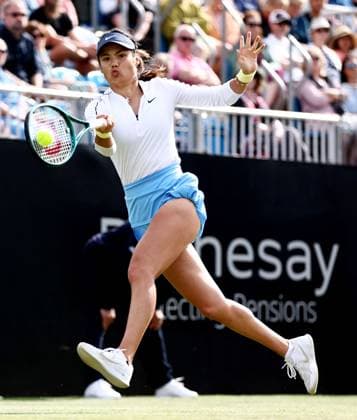 Emma Raducanu of Great Britain during their Quarter Final match. Rothesay International Eastbourne, Day 5, Tennis, Devonshire Park, Eastbourne, UK - 27 June 2024  Copyright: xJamesxMarsh Shutterstockx 14555505bj