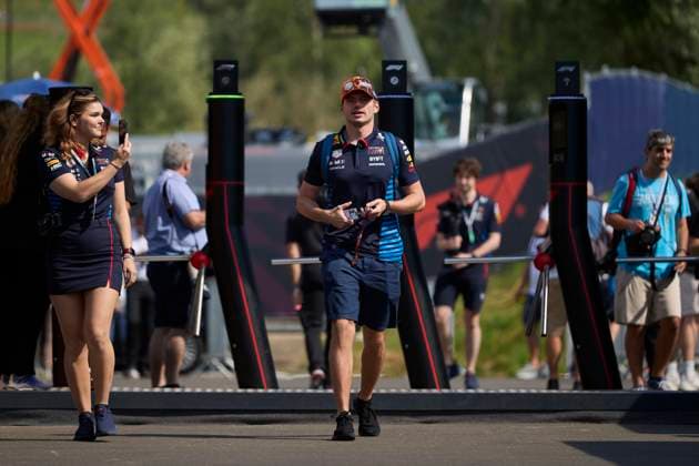 F1 Grand Prix of Austria - Practice Max Verstappen of the Netherlands and Oracle Red Bull Racing arrives in the Paddock during practice ahead the F1 Grand Prix of Austria at Red Bull Ring on June 28, 2024, in Spielberg, Austria. Spielberg Red Bull Ring Spielberg Austria RL_GPF1AT24_00157 Copyright: xRicardoxLarreinax