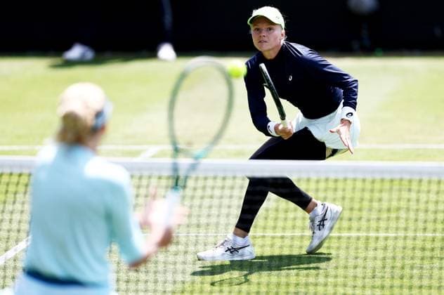 Harriet Dart of Great Britain in action during their doubles match with team mate Maia Lumsden of Great Britain. Rothesay International Eastbourne, Day 6, Tennis, Devonshire Park, Eastbourne, UK - 28 June 2024  Copyright: xJamesxMarsh Shutterstockx 14555507am