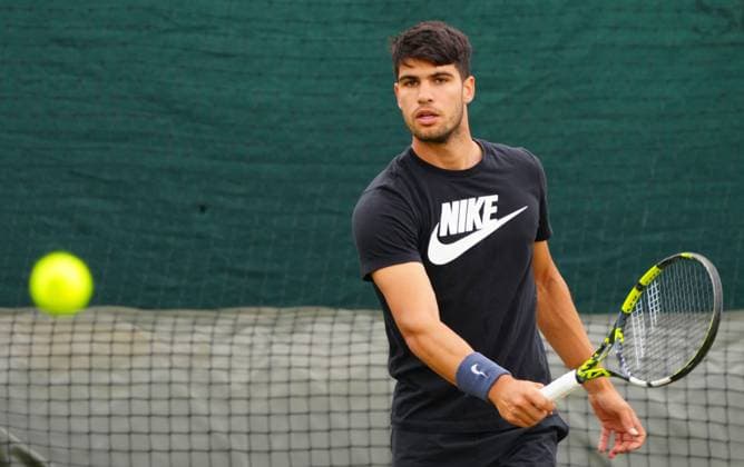 Carlos Alcaraz practices Wimbledon Tennis Championships, Practice and Previews, The All England Lawn Tennis and Croquet Club, London, UK - 28 Jun 2024  Copyright: xJavierxGarcia Shutterstockx 14560178ba