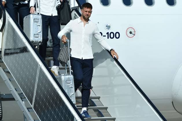 Dortmund Airport empfängt deutsche Nationalmannschaft Die deutsche Nationalmannschaft bei der Ankunft am Dortmund Airport. Niclas Füllkrug ( Deutschland )