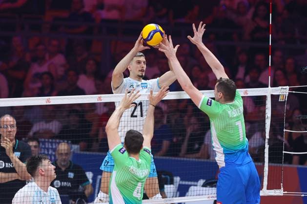 LODZ 28.06.2024 SIATKOWKA MEZCZYZN LIGA NARODOW 2024 TURNIEJ FINALOWY - CWIERCFINAL: SLOWENIA - ARGENTYNA --- MENS VOLLEYBALL NATIONS LEAGUE VNL 2024 FINAL ROUND - QUARTERFINAL MATCH IN LODZ: SLOVENIA - ARGENTINA N Z LUCIANO PALONSKY FOT. ANNA KLEPACZKO FOTOPYK NEWSPIX.PL --- Newspix.pl POLAND OUT!  240628LUM125