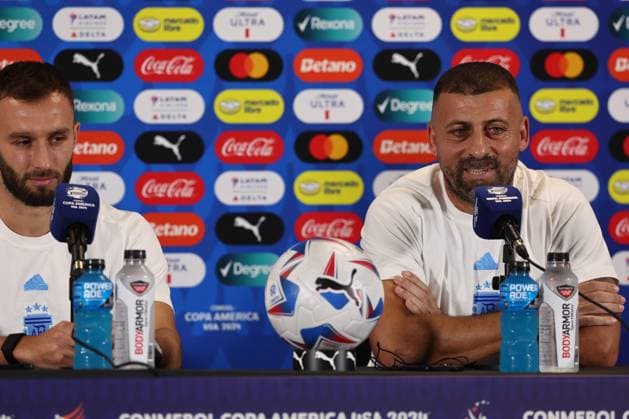 Argentina s head coach assistant Walter Samuel (R) and defender German Pezzela during a press conference, PK, Pressekonferenz ahead the match against Peru for the Copa America USA 2024, group A, at Hard Rock stadium, on June 28, 2024. MIAMI UNITED STATES Copyright: xALEJANDROxPAGNIx