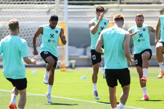 SOCCER - UEFA EURO, EM, Europameisterschaft,Fussball 2024 BERLIN,GERMANY,29.JUN.24 - SOCCER -UEFA EURO 2024, OEFB, Oesterreichischer Fussball-Bund, training. Image shows Philipp Mwene, Christoph Baumgartner and Andreas Weimann (AUT).  GEPAxpictures xArminxRauthner