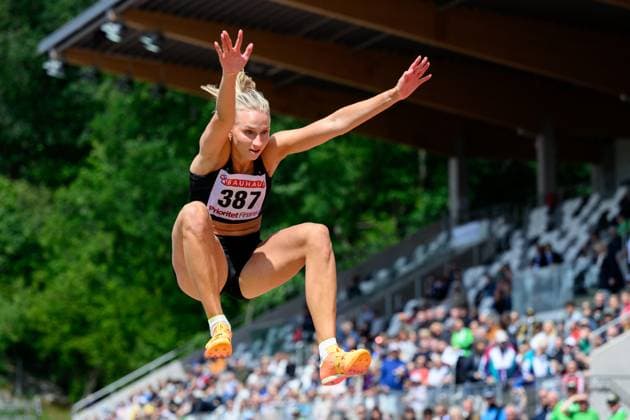 Sport Themen der Woche KW26 Sport Bilder des Tages 240629 Maja Askag, Raby-Rekarne FIF, tävlar i kvalet till damernas längdhopp under dag 2 av Friidrotts-SM den 29 juni 2024 i Uddevalla. *** 240629 Maja Askag, Raby Rekarne FIF, competes in the qualification for the womens long jump during day 2 of the Swedish Athletics Championships on June 29, 2024 in Uddevalla  Copyright: CARLxSANDIN BB240629CS001