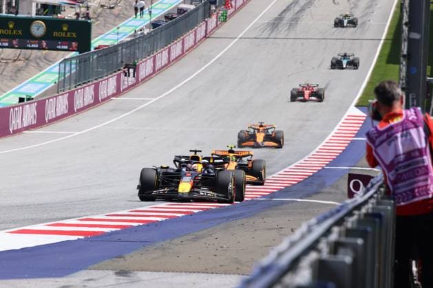 1Max Verstappen (Oracle Red Bull Racing, 01), 4Lando Norris (McLaren Formula 1 Team, 04), 81Oscar Piastri (McLaren Formula 1 Team, 81), 55Carlos Sainz (Scuderia Ferrari HP, 55), 63George Russell (Mercedes AMG Petronas Formula One Team, 63), Sprint Rennen, AUT, Oesterreich, Formel 1 Weltmeisterschaft, Austrian Grand Prix, 29.06.2024 AUT, Formel 1, Red Bull Ring, Austrian Grand Prix Spielberg Copyright: xEibner-Pressefoto Grafx EP_AGF