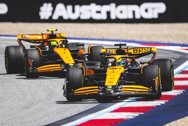 FORMULA 1 - GP of Austria 2024 SPIELBERG,AUSTRIA,29.JUN.24 - MOTORSPORTS, FORMULA 1 - Grand Prix of Austria, Red Bull Ring, sprint race. Image shows Oscar Piastri (AUS McLaren) and Lando Norris (GBR McLaren).  GEPAxpictures xDanielxGoetzhaber