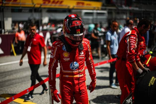 SAINZ Carlos (spa), Scuderia Ferrari SF-24, portrait during the Formula 1 Qatar Airways Austrian Grand Prix 2024, 11th round of the 2024 Formula One World Championship, WM, Weltmeisterschaft from June 28 to 30, 2024 on the Red Bull Ring, in Spielberg, Austria - F1 - AUSTRIAN GRAND PRIX 2024 DPPI Panoramic  240629_R11_AUSTRIA_DP_XB3_8567