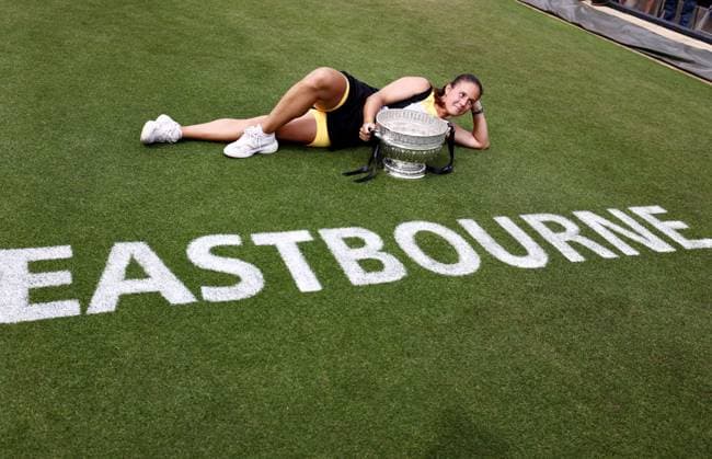 Daria Kasatkina seen with the trophy after winning the Women s Singles Final. Rothesay International Eastbourne, Day 7, Tennis, Devonshire Park, Eastbourne, UK - 29 June 2024  Copyright: xJamesxMarsh Shutterstockx 14555509aj