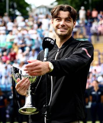 Taylor Fritz of USA with the trophy after winning the Men s Singles Final. Rothesay International Eastbourne, Day 7, Tennis, Devonshire Park, Eastbourne, UK - 29 June 2024  Copyright: xJamesxMarsh Shutterstockx 14555509bs