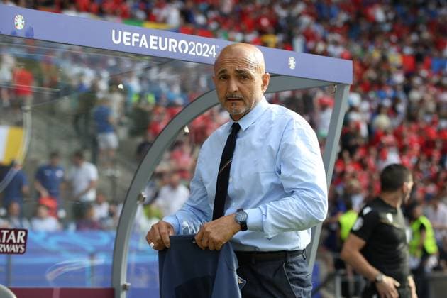 29.06.2024, xtgx, Fussball EM 2024 1 8 Finale, Schweiz - Italien emspor, v.l. Trainer Head Coach Luciano Spalletti (Italien) (UEFA REGULATIONS PROHIBIT ANY USE OF PHOTOGRAPHS as IMAGE SEQUENCES and or QUASI-VIDEO) Berlin