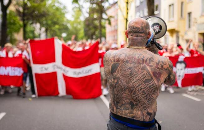 Dortmund, Germany. 29th Jun 2024. Danish fans mash from Westpark to the stadium. Germany - Denmark Deutschland - Dänemark 29.06.2024