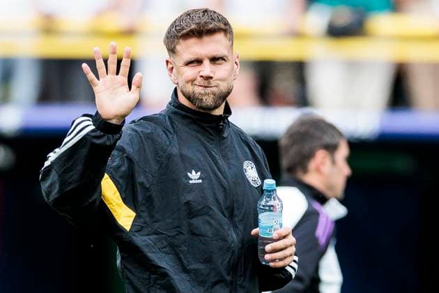 UEFA EURO, EM, Europameisterschaft,Fussball 2024: Deutschland - Dänemark; 29.06.2024 Niclas Füllkrug (Deutschland, 9) winkt bei der Platzbegehung. UEFA EURO 2024: Deutschland - Dänemark; BVB Stadion Dortmund, Dortmund am 29.06.2024 Copyright: xBEAUTIFULxSPORTS Wunderlx