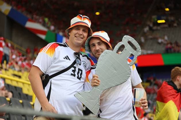 29.06.2024, Fussball, Herren, UEFA Europameisterschaft 2024, Achtelfinale, Deutschland - Dänemark, Die deutschen Fans im Signal-Iduna-Park Dortmund Signal-Iduna-Park Nordrhein-Westfalen Deutschland (DE) Copyright: xSebastianxBachx