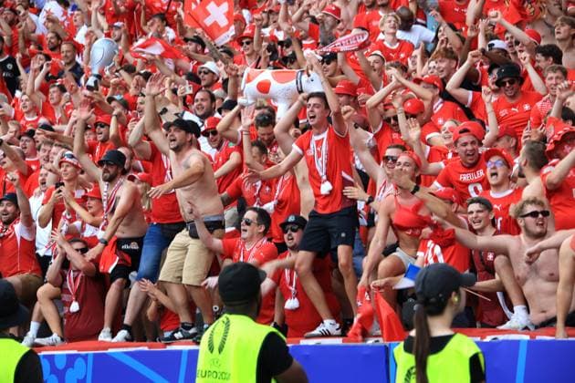 DEU, FIFA, EM-2024, SUI vs. ITA, 29.06.2024, Berliner Olympiastadion, Berlin, DEU, FIFA, EM-2024, SUI vs. ITA, im Bild Switzerfans, Fanblock Foto: Juergen Engler nordphoto GmbH