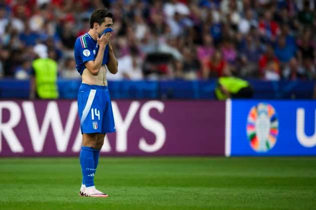 Switzerland v Italy - UEFA EURO, EM, Europameisterschaft,Fussball 2024 Federico Chiesa of Italy looks dejected during the UEFA EURO 2024 round of 16 football match between Switzerland and Italy. Berlin Germany Copyright: xNicolòxCampox