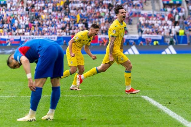 2024-06-21 Slovakia v Ukraine - Group E - UEFA EURO, EM, Europameisterschaft,Fussball 2024 DUSSELDORF, GERMANY - JUNE 21: Mykola Shaparenko of Ukraine celebrates after scoring the team s first goal during the Group E - UEFA EURO 2024 match between Slovakia and Ukraine at Merkur Spiel-Arena on June 21, 2024 in Dusseldorf, Germany. (Photo by Joris Verwijst BSR Agency) Dusseldorf Germany Content not available for redistribution in The Netherlands directly or indirectly through any third parties. Copyright: xBSRxAgencyx