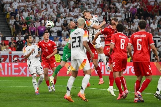 Fußball, Herren, Saison 2023 24, Euro EM 2024 (Achtelfinale in Dortmund), Deutschland - Dänemark, Nico Schlotterbeck (Deutschland) erzielt das Tor zum 1:0 - wurde aber aberkannt , 29.06. 2024, Copyright: xMatthiasxKochx