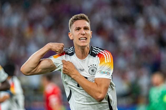 Jubel von Nico Schlotterbeck (Deutschland 15) nach seinem Abseitstor welches vom VAR annuliert wurde Deutschland vs. Daenemark, Herren, Fussball, Achtelfinale, EURO 2024, 29.06.2024, Europameisterschaft Deutschland vs. Daenemark, Herren, Fussball, Achtelfinale, EURO 2024, 29.06.2024, Europameisterschaft Dortmund Copyright: xEibner-Pressefoto BahhoxKarax EP_GER