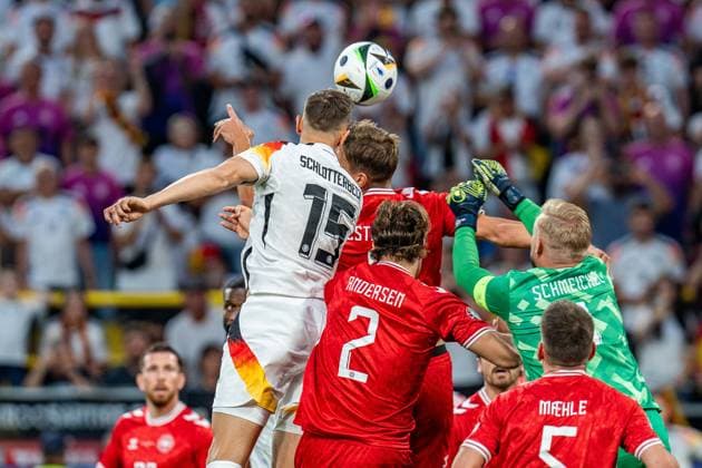 Kopfball von Nico Schlotterbeck (Deutschland 15) Deutschland vs. Daenemark, Herren, Fussball, Achtelfinale, EURO 2024, 29.06.2024, Europameisterschaft Deutschland vs. Daenemark, Herren, Fussball, Achtelfinale, EURO 2024, 29.06.2024, Europameisterschaft Dortmund Copyright: xEibner-Pressefoto BahhoxKarax EP_GER