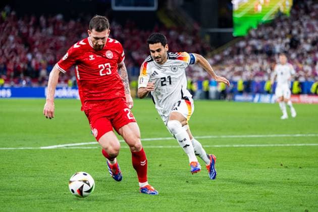240629 Pierre-Emilie Hojbjerg of Denmark and Ilkay Gundogan of Germany during the UEFA EURO, EM, Europameisterschaft,Fussball 2024 Football Championship round of 16 match between Germany and Denmark on June 29, 2024 in Dortmund. Photo: Jesper Zerman BILDBYRAN kod JZ JZ0545 fotboll football soccer fotball fotbolls-em europamästerskap em uefa euro uefa european football championship euro 2024 tyskland germany danmark denmark bbeng Copyright: JESPERxZERMAN BB240629JZ058
