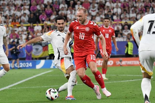 v. li. im Zweikampf ?lkay Gündogan Guendogan 21 (Germany) Christian Eriksen 10 (Denmark) 29.06.2024 Fussball Europameisterschaft in Deutschland Deutschland vs Denmark, Signal Iduna Park, Dortmund, NRW Germany